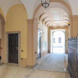 Funicolare - By Myhomeincomo , Côme Italia